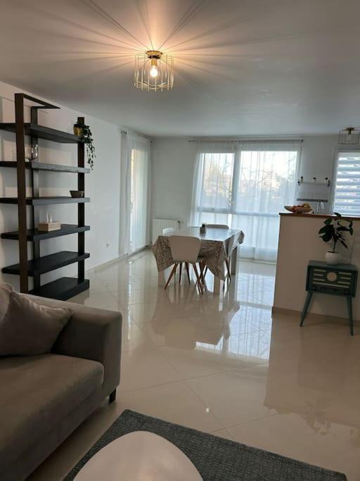Appartement 10 Mn De Paris Et 5 Mn Du Terminus Paris-Bauvais Saint-Denis  Extérieur photo